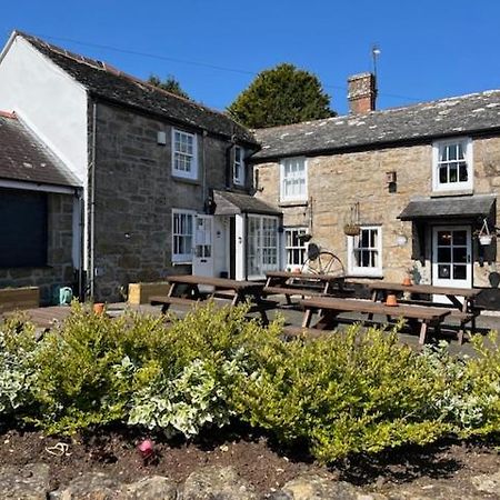 The Fountain Inn Madron ภายนอก รูปภาพ