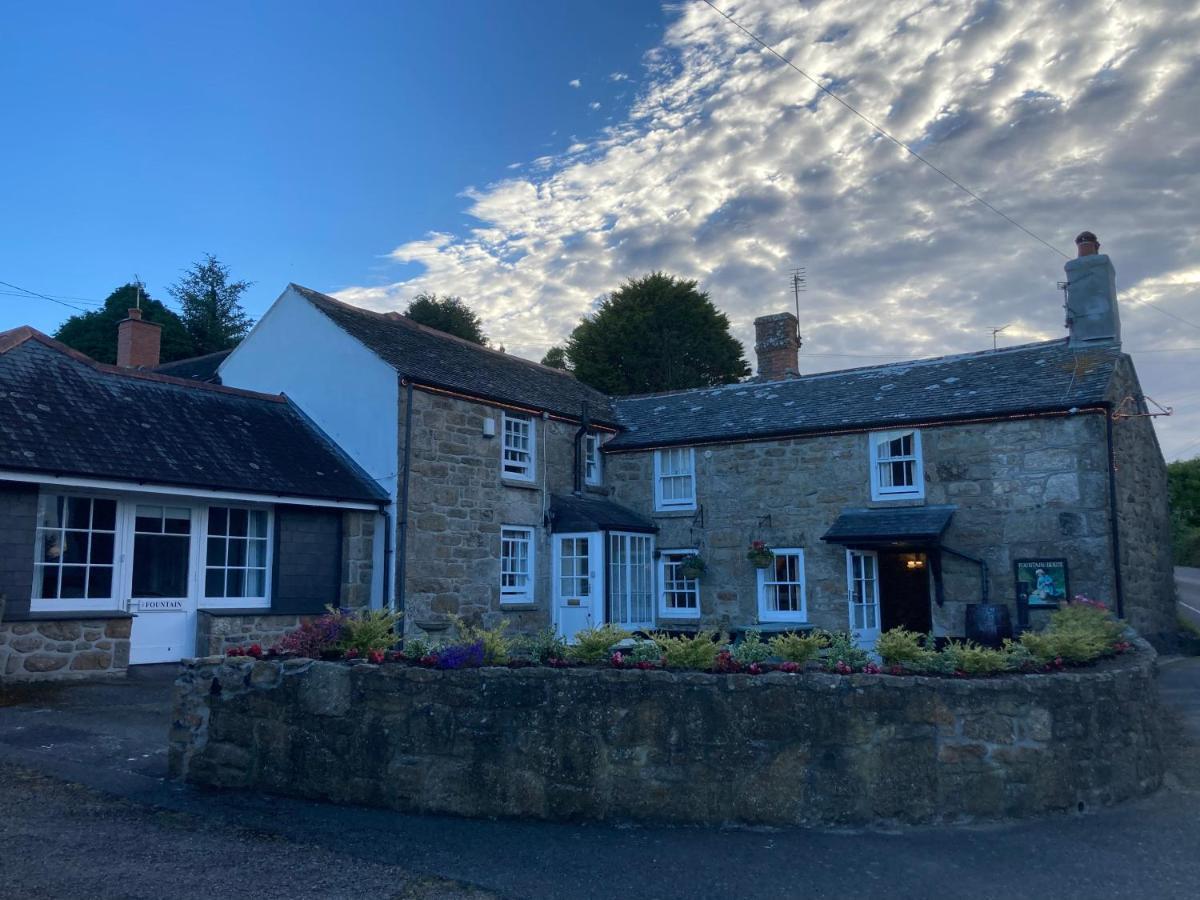 The Fountain Inn Madron ภายนอก รูปภาพ