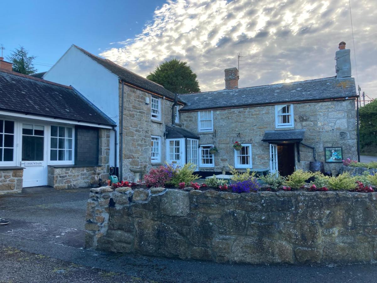 The Fountain Inn Madron ภายนอก รูปภาพ